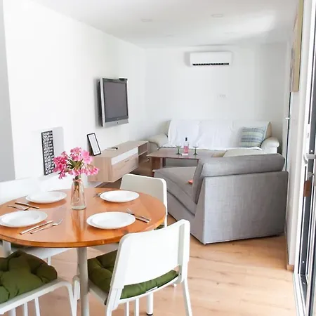 Viki Apartment